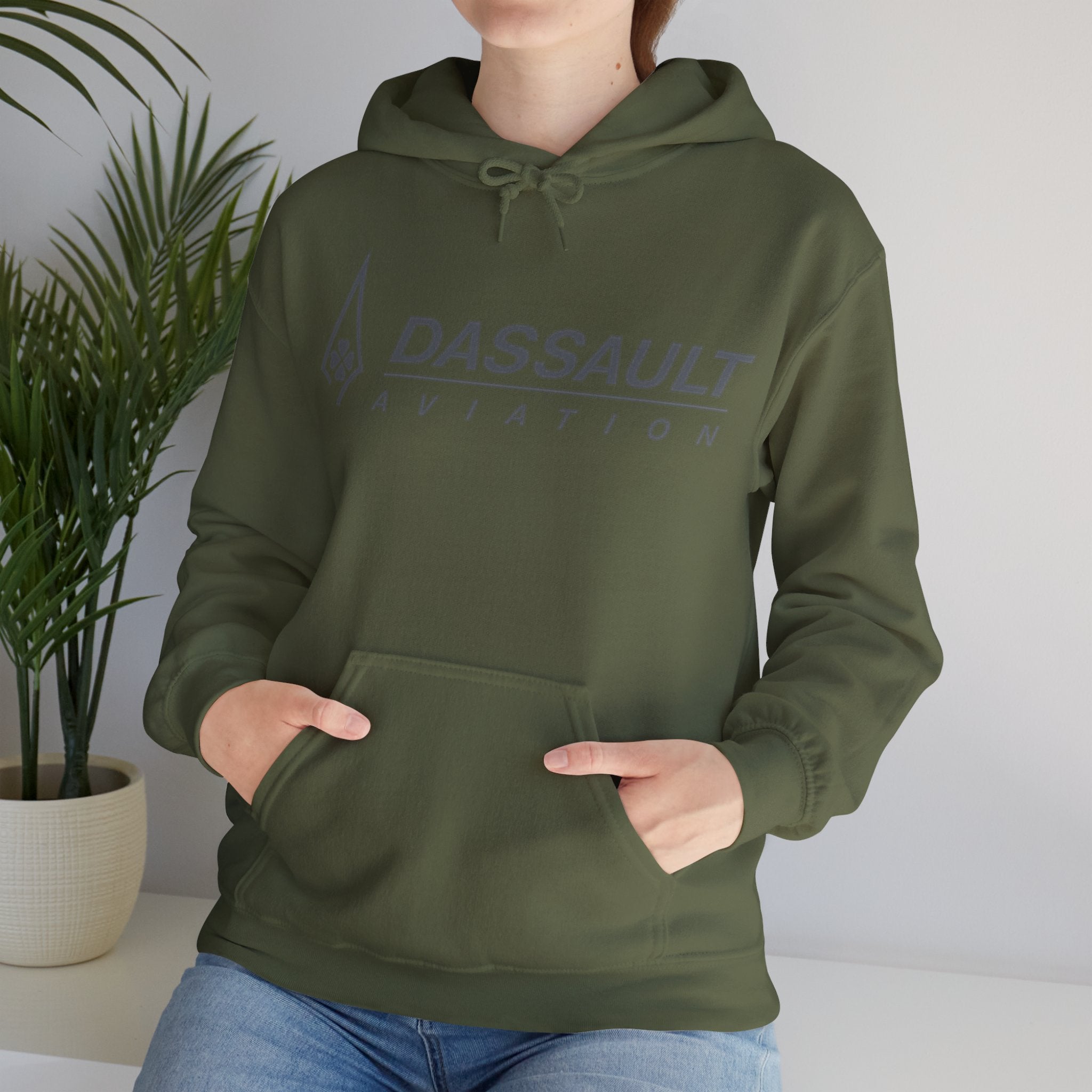 Dassault aviation hoodie. aviation. pilots hoodie. (logo)